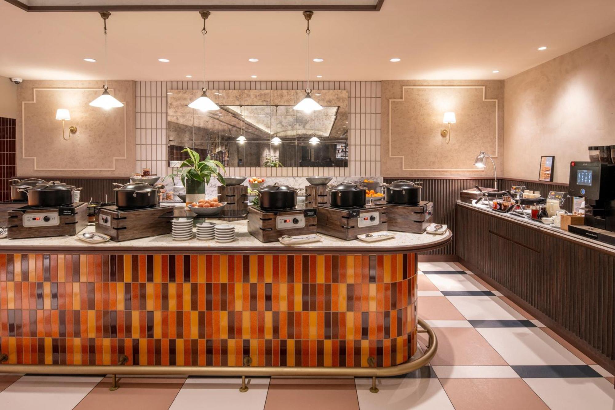 Marriott Grand Place 4*