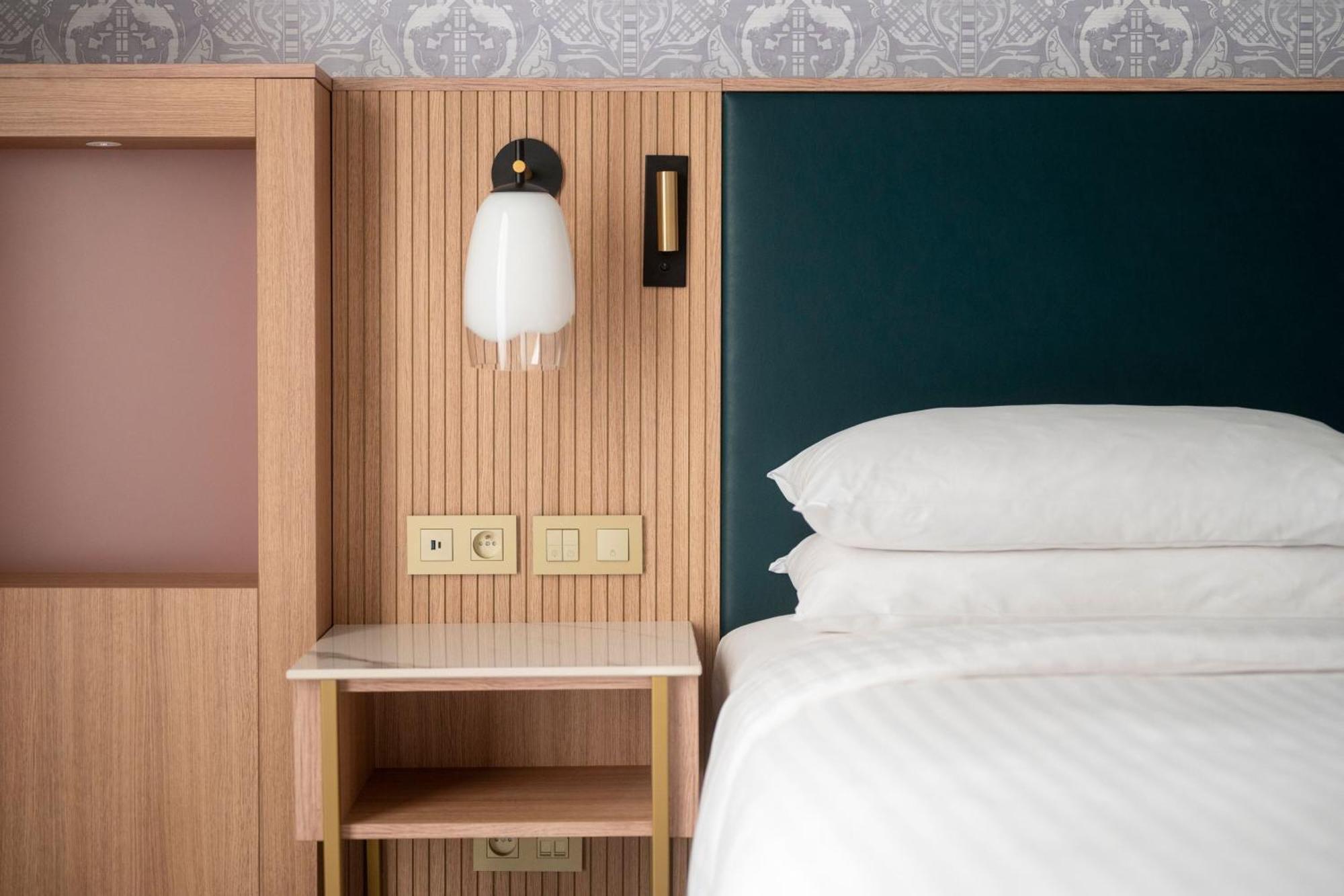 Marriott Grand Place 4*